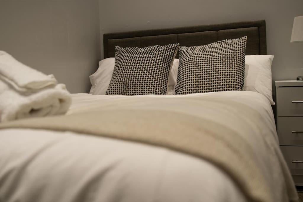 Spacious Apartment In City Centre - Free Parking Nottingham Exterior photo